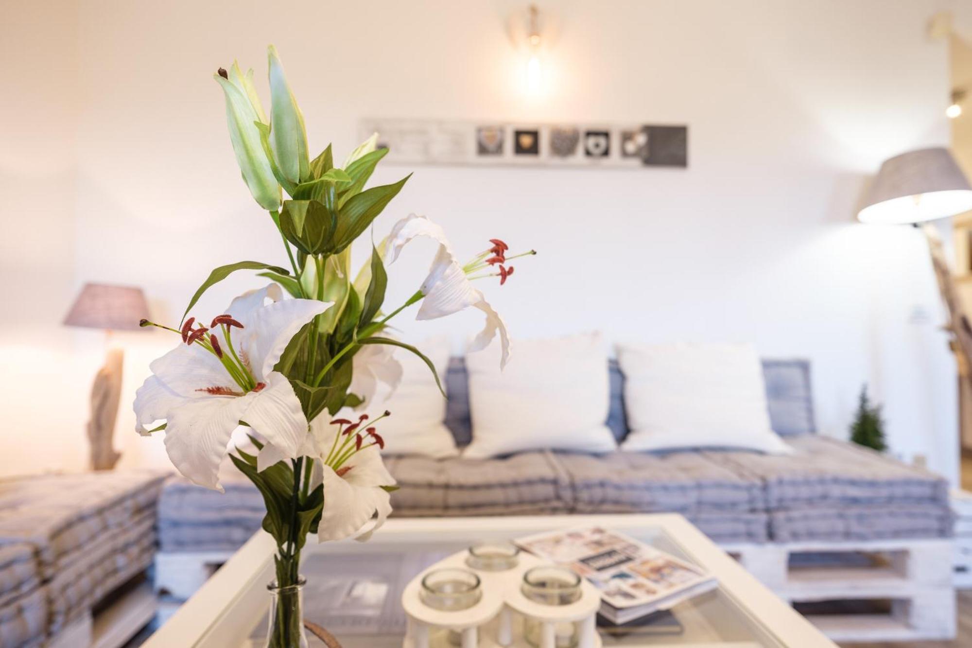 La Luna Nel Lago Lake View Garden - Happy Rentals Ispra Extérieur photo