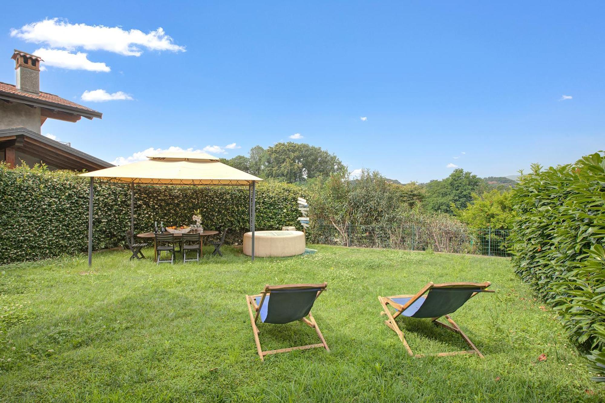 La Luna Nel Lago Lake View Garden - Happy Rentals Ispra Extérieur photo