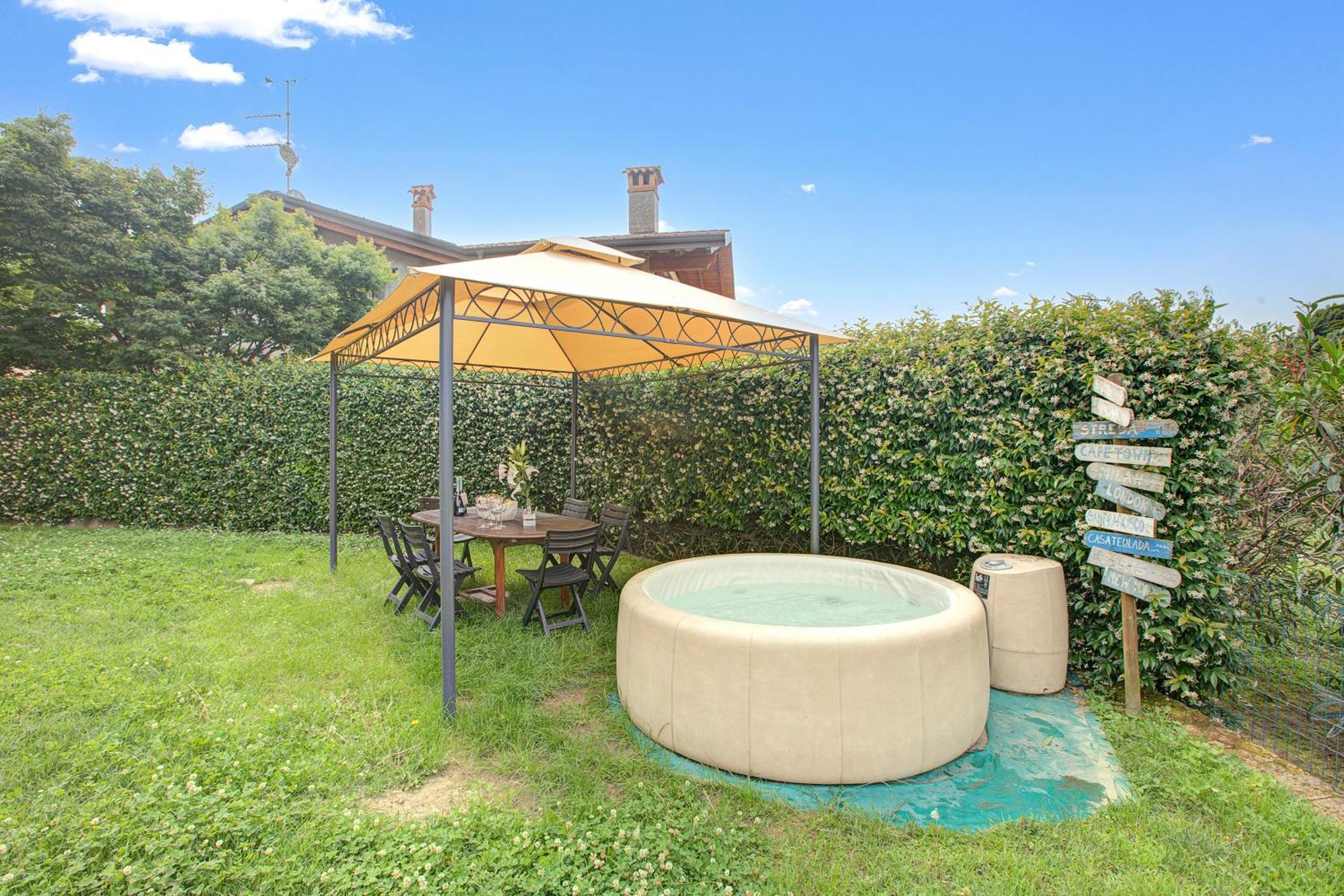 La Luna Nel Lago Lake View Garden - Happy Rentals Ispra Extérieur photo